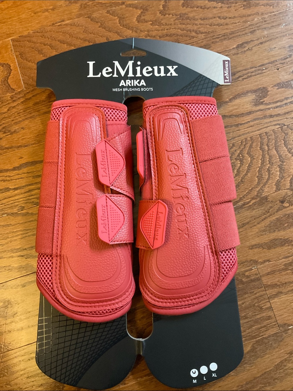 NWT LeMieux Arika Cranberry Mesh Brushing Boots-MEDIUM